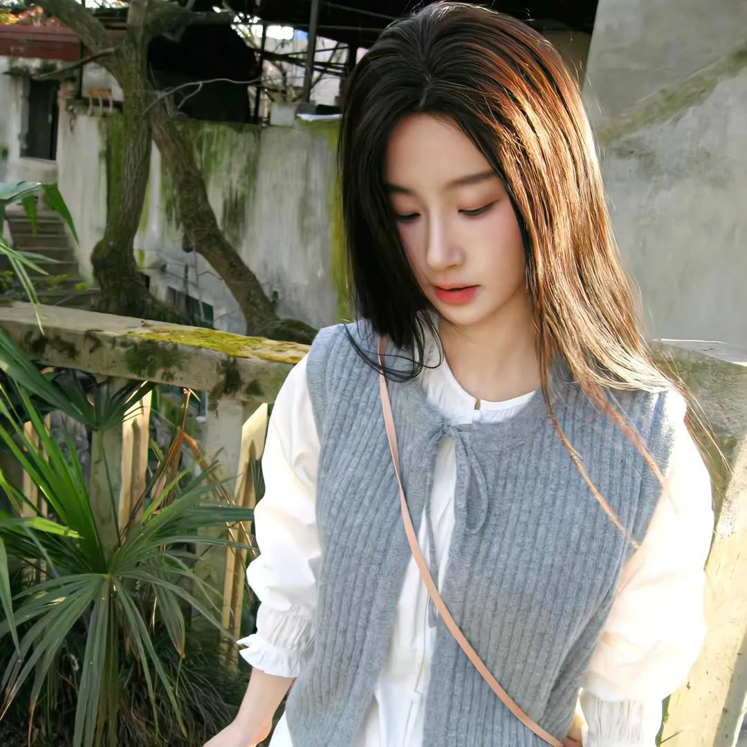 十年家远路遥遥